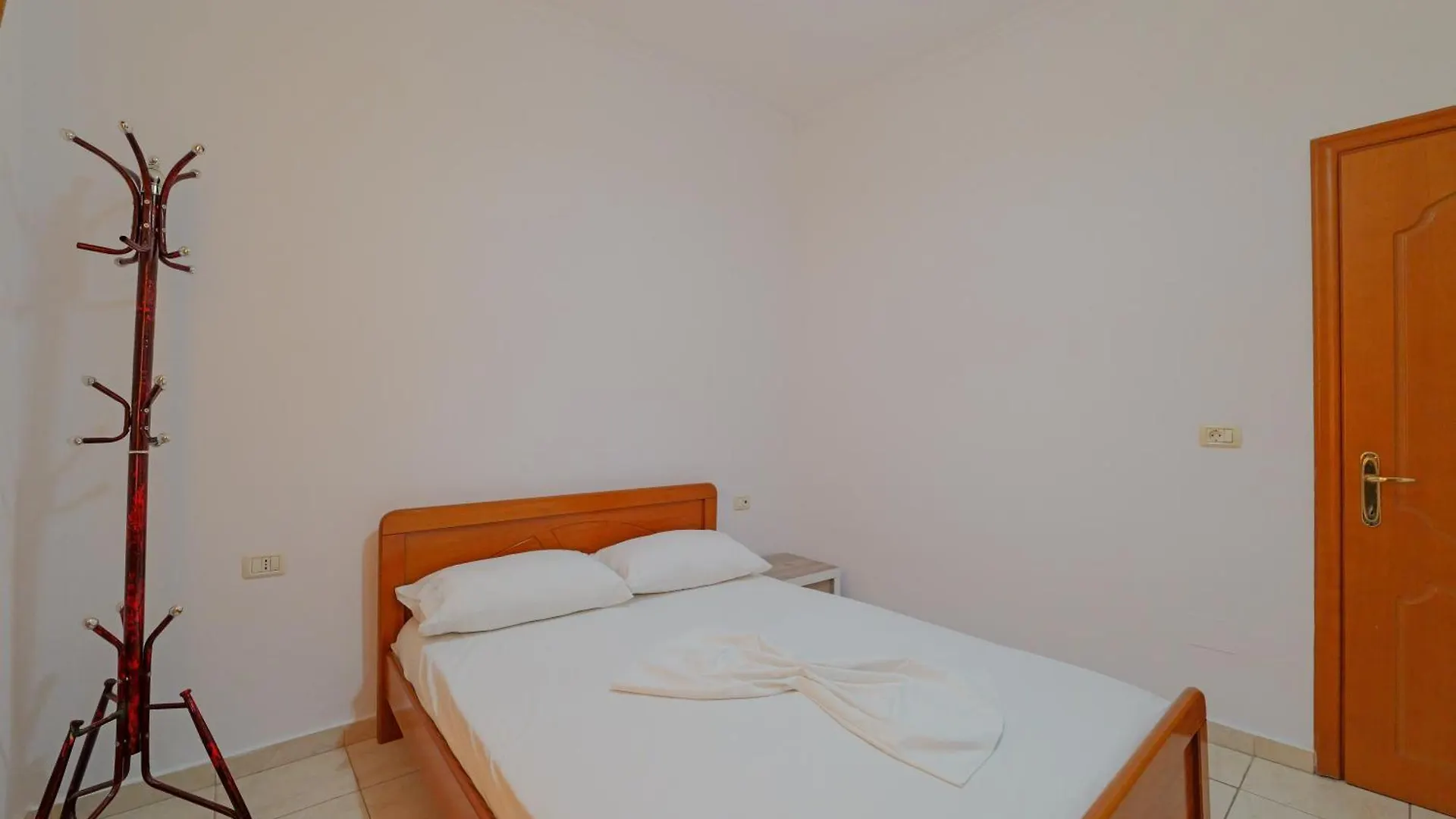 Dana Apartments Sarandë