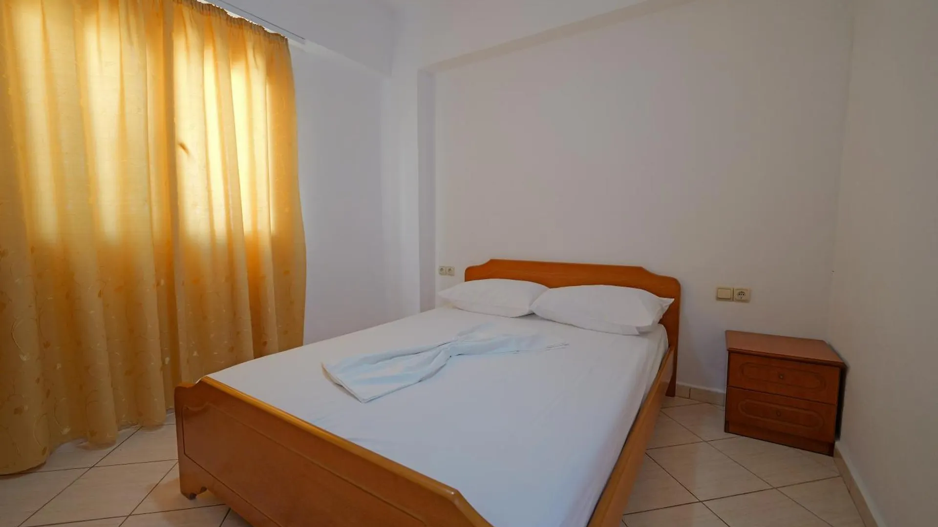 Dana Apartments Sarandë