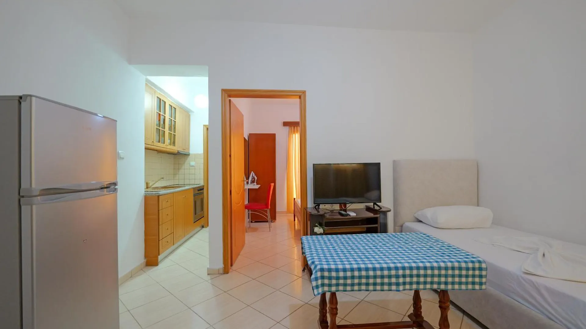 Dana Apartments Sarandë